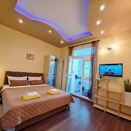 Sea Vibes - Free Public Parking, Wifi, Cable & Smart Tv, 0,9 Km To Appartement